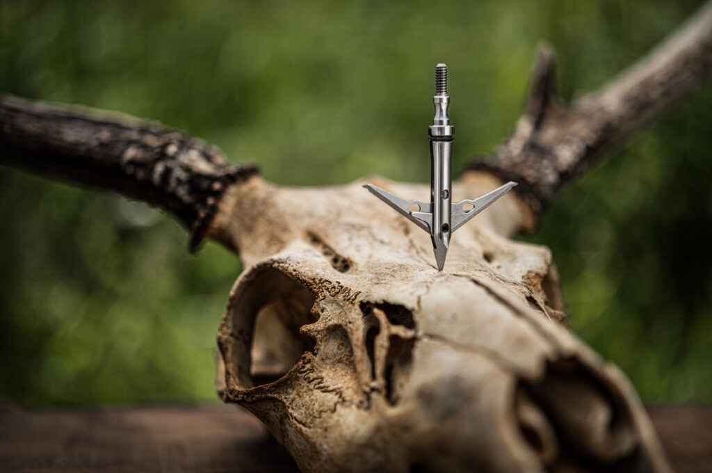 TITANIUM (Ti) 2.0 BROADHEAD Sevr Broadheads