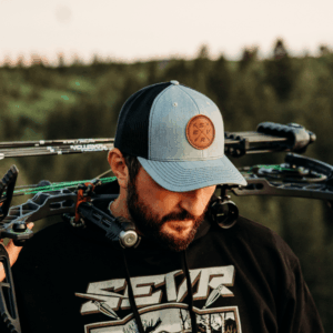 SEVR CIRCLE LOGO HAT – GREY
