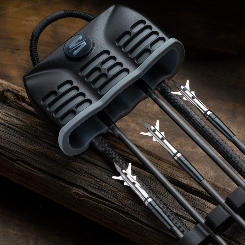 Max Grip™ FiveArrow Quiver by TightSpot™ Sevr Broadheads