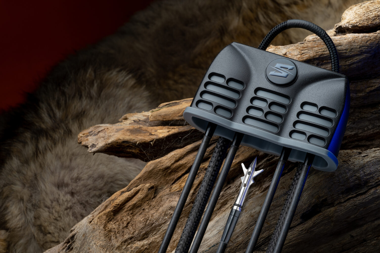 Max Grip™ FiveArrow Quiver by TightSpot™ Sevr Broadheads